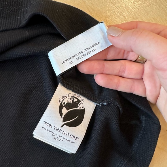 Off White Basic Ribbed Shirt - Picture 6 of 8